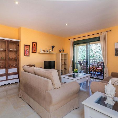 Spacious Apartment In Marbella Kültér fotó