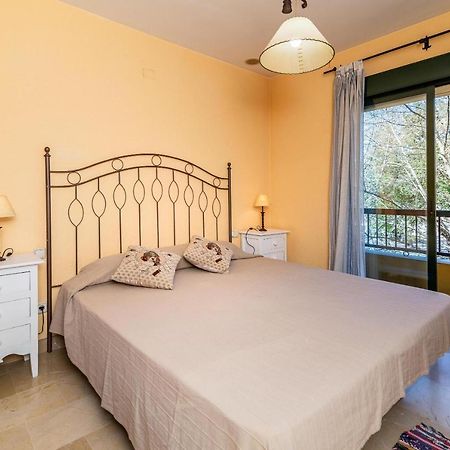 Spacious Apartment In Marbella Kültér fotó