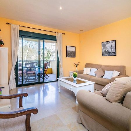 Spacious Apartment In Marbella Kültér fotó