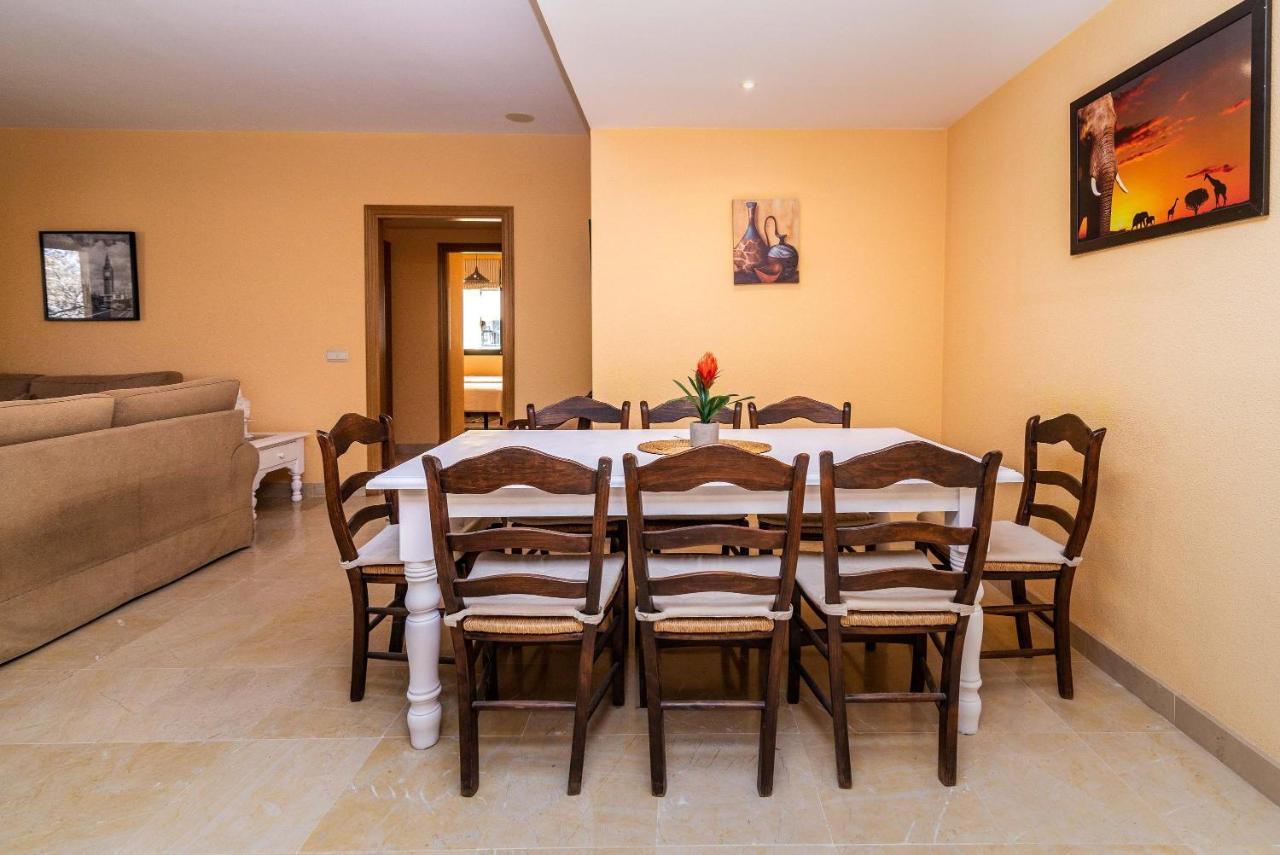 Spacious Apartment In Marbella Kültér fotó